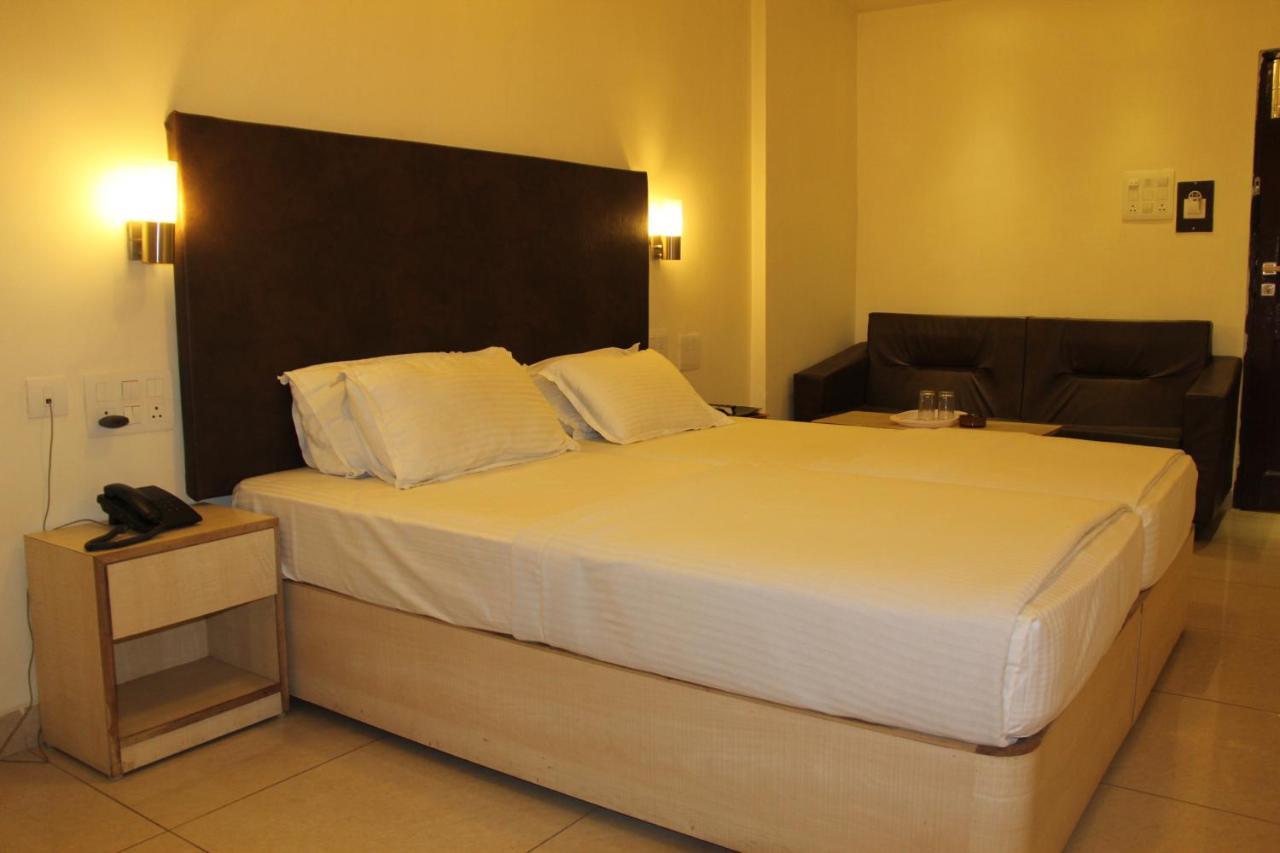Hotel Vijay Shree Deluxe Patna  Rom bilde