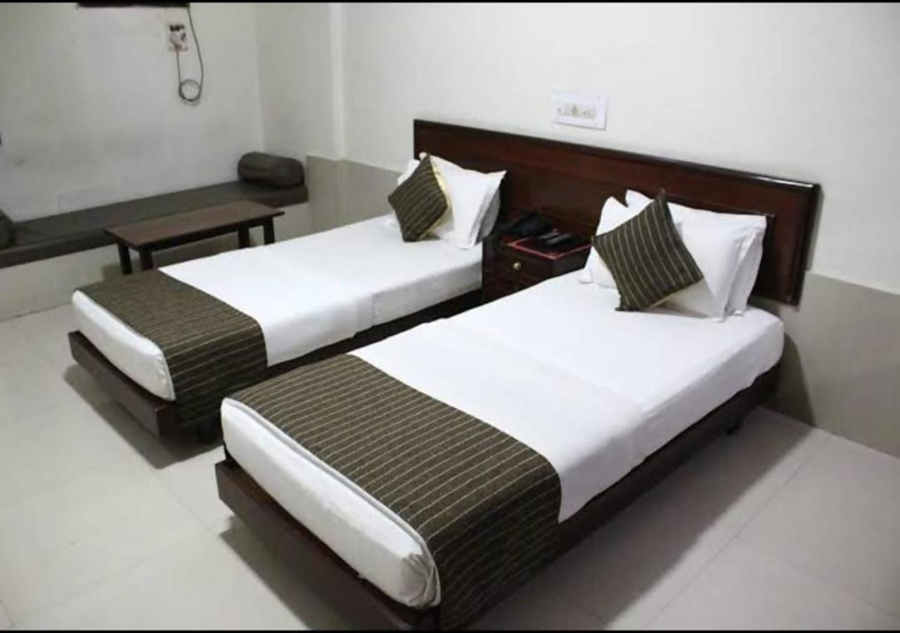 Hotel Vijay Shree Deluxe Patna  Eksteriør bilde